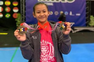 Siswi SD Banyuwangi Raih Dua Emas Kejuaraan Karate Dunia