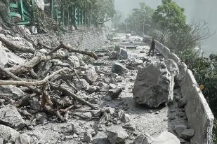 Tim Taiwan Masih Mencari 18 Orang Hilang Setelah Gempa Bumi
