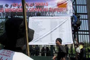 Aksi Menolak RUU Ormas di DPR