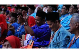 Cara Jokowi Dekati Rakyat Dibicarakan di Kongres UMNO