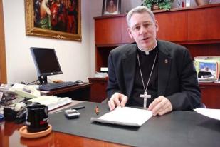 Uskup AS Mundur, Tak Laporkan Kasus Pelecehan