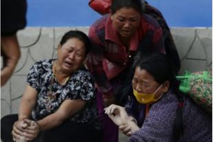 Korban Meninggal Gempa Nepal Sudah Capai 3.700
