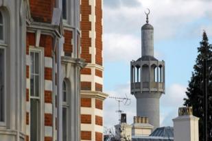 Inggris Tawarkan Waktu Puasa Ikuti Mekkah