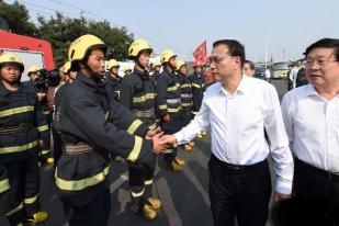 PM Tiongkok Beri Penghormatan Terakhir bagi Petugas Kebakaran Tianjin