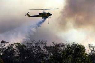 Dua Helikopter Waterbombing Padamkan Kebakaran Lahan