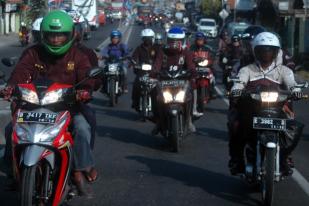 Arus Balik H+4 Lebaran Sepeda Motor Padati Kota Cirebon