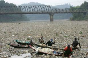 Upaya Indonesia Bersihkan Citarum Sungai Terkotor di Dunia