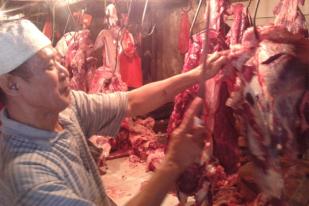 Harga Daging Rp 130.000 per kilogram di Pasar Seroja Bekasi