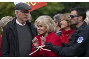 Aktris Jane Fonda Ditangkap dalam Protes Iklim