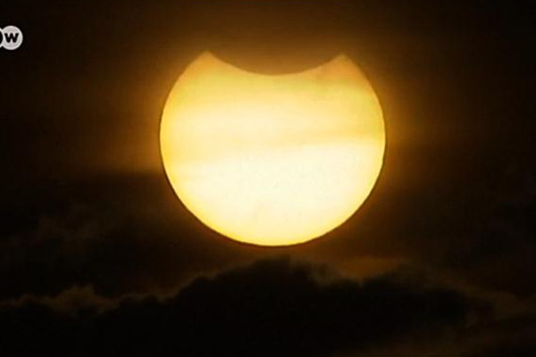 Gerhana Matahari Cincin Terlihat di Australia