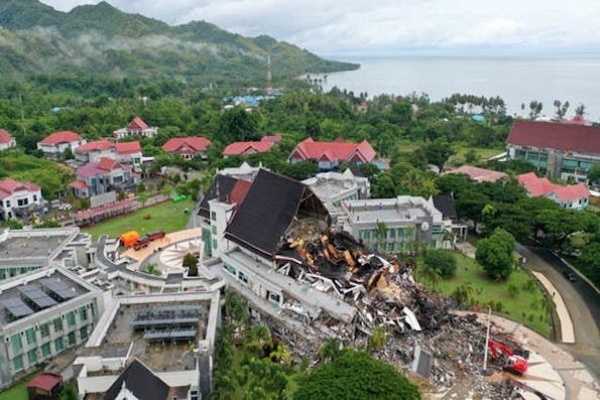 Gempa Berkekuatan 6,2 Mengguncang Sulawesi Barat