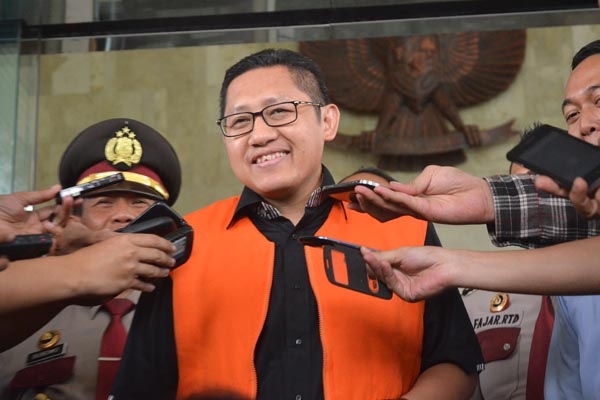 KPK Perpanjang Masa Tahanan Anas Urbaningrum