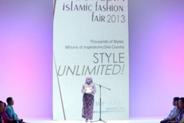 IIFF 2013 Dibuka, Penanda Industri Busana Muslim Kian Menggeliat