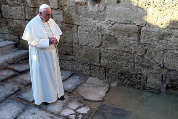 Paus ke Tanah Suci Dukung  Kemerdekaan Palestina