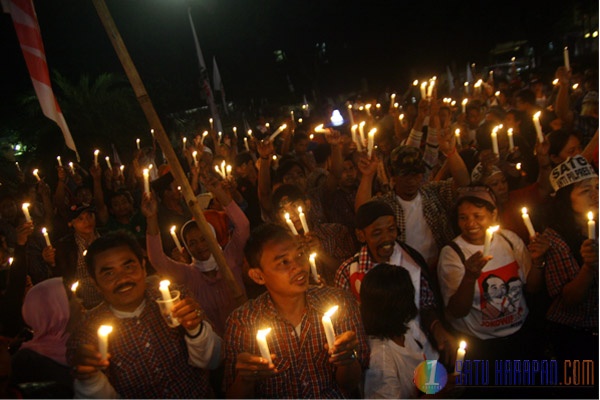 Relawan Jokowi Gelar Aksi Seribu Lilin Kejujuran untuk KPU