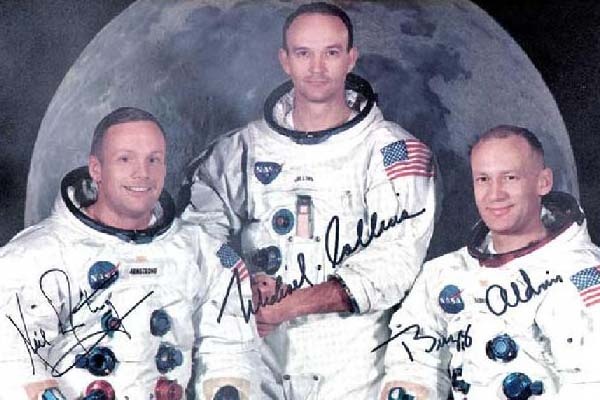 Peringatan 45 Tahun Pendaratan Pertama Astronaut AS di Bulan 