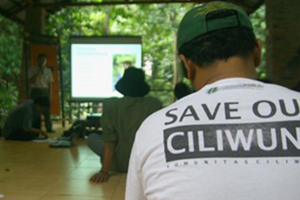 Hari Sungai Nasional 2013: Komunitas Ajak Wujudkan Ciliwung Bersih