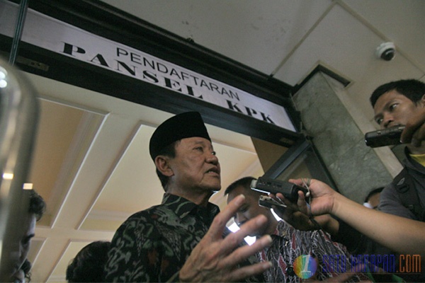 Amir Syamsuddin Tinjau Kantor Pansel Calon Pimpinan KPK