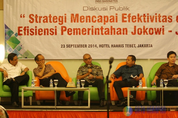 Diskusi Publik Efektivitas dan Efisiensi Pemerintah Jokowi-JK