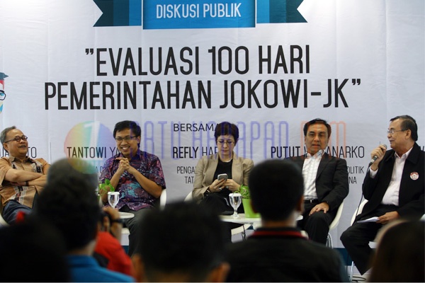 Jokowi Dinilai Belum Pegang Kendali Pemerintahan