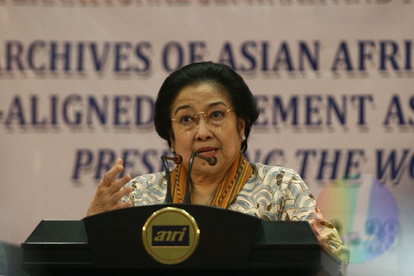 Megawati Buka Seminar Internasional KAA dan GNB