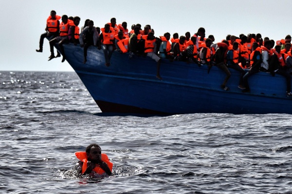 Penjaga Pantai Italia Selamatkan 1.800 Imigran di Mediterania