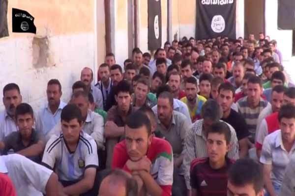 NIIS Paksa Ratusan Pria Yazidi Masuk Islam