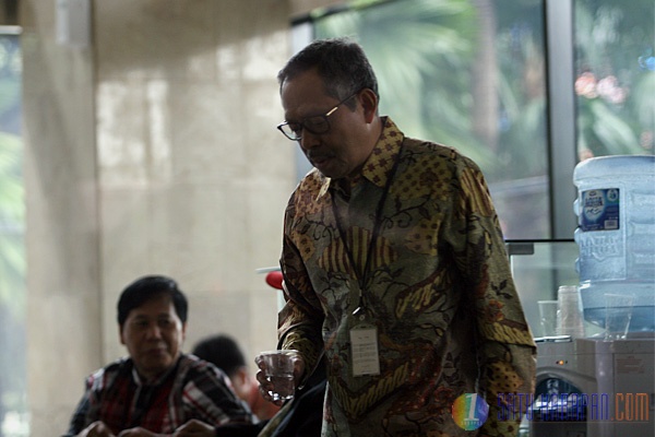 Sekda Banten Muhadi Diperiksa KPK Terkait Alkes