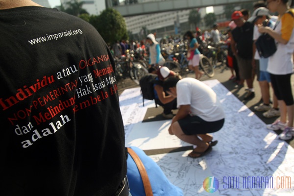 Aksi Mendukung Basuki Jadi Gubernur DKI Jakarta
