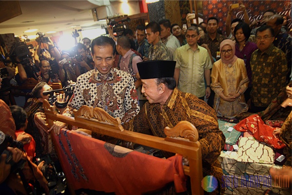 Jokowi-JK Resmikan “Pasar Klewer Pindah Jakarta”