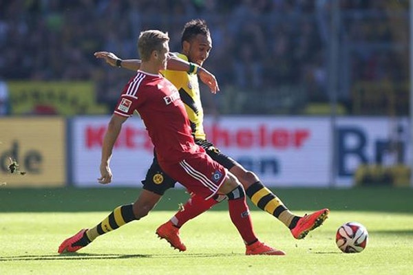 Dortmund Dipermalukan Hamburg 0-1