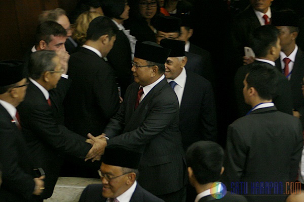 Dibuang Sayang, Jelang Pelantikan Jokowi-JK
