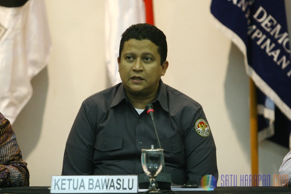 KPU dan Bawaslu Siapkan Tahapan Pilkada Serentak 2015