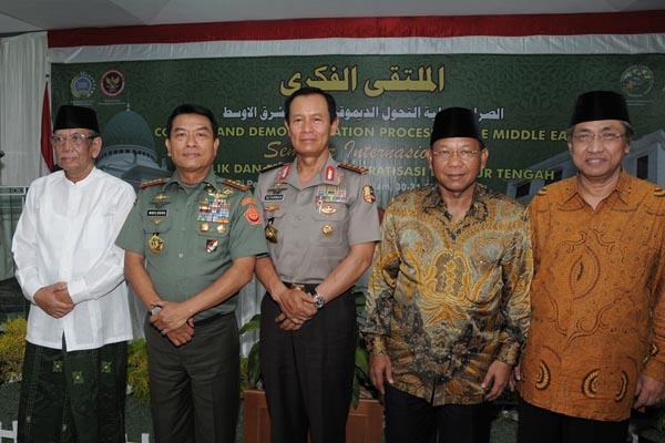 Panglima: Bersama Rakyat, TNI Kuat  