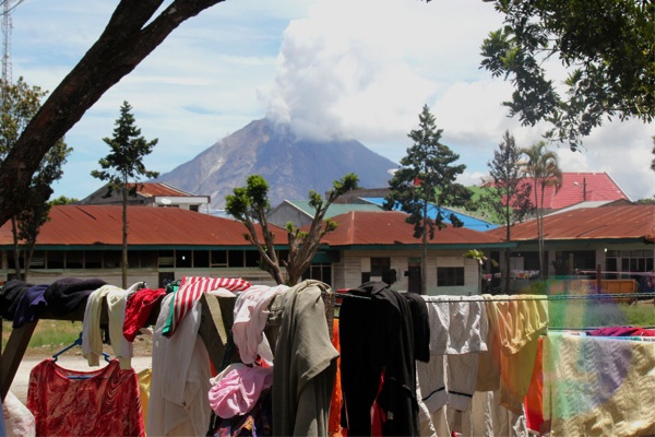 Kondisi Ribuan Pengungsi Gunung Sinabung 