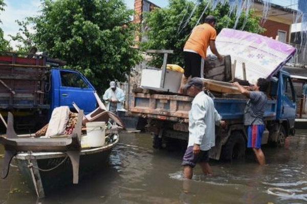 160.000 Orang Dievakuasi akibat Banjir di Amerika Latin