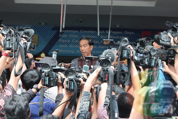 Jokowi Blusukan Lagi ke Sarinah, Penjaga Parfum: Aman Pak