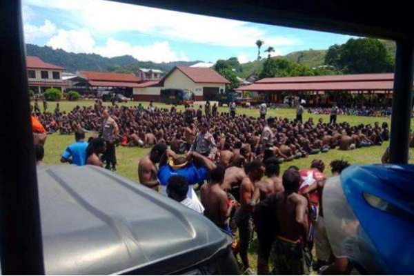 Ratusan Pendukung Gerakan Pembebasan Papua Ditangkap