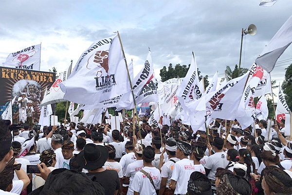 8 Organisasi Pemuda Adat Bali Deklarasi Tolak Reklamasi Benoa