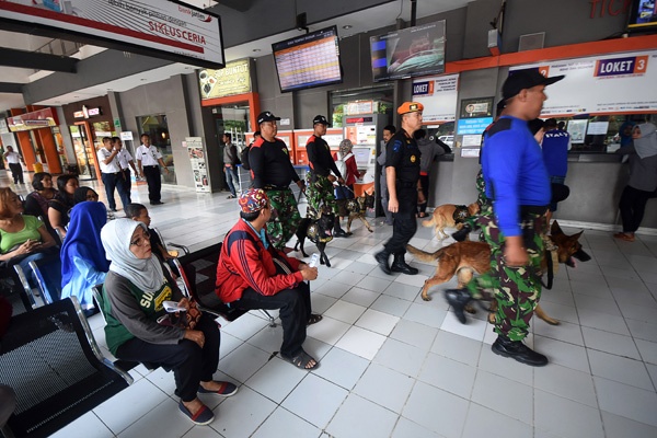 Dirut PT KAI Cek Kesiapan Stasiun Bandung