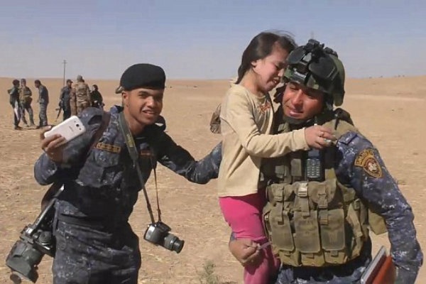 Pengakuan Gadis Irak yang Diselamatkan Tentara Irak dari ISIS