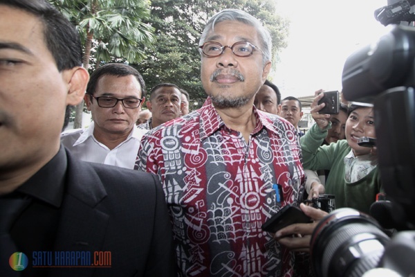 Gubernur Sultra Nur Alam Diperiksa KPK