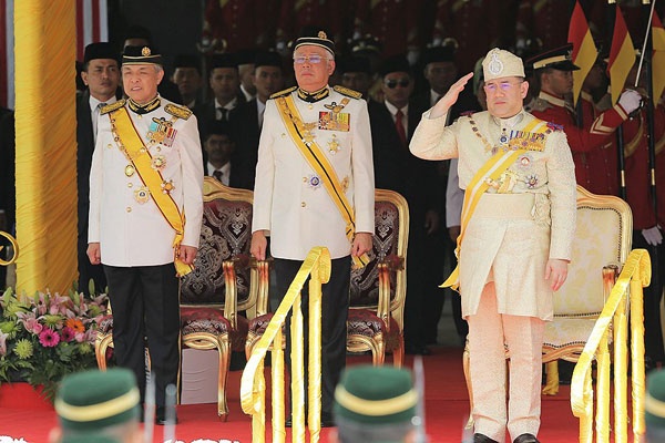 Raja Baru Malaysia Naik Tahta