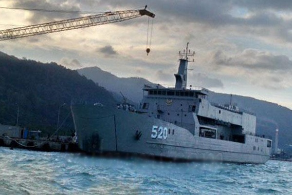 KRI Teluk Bintuni, Kapal Angkut Tank Terbaru TNI AL