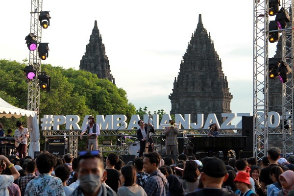 Generasi Milenial di Panggung Prambanan Jazz 2019