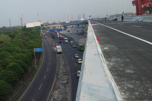Menyongsong Jembatan Terpanjang Tol Jakarta Cikampek