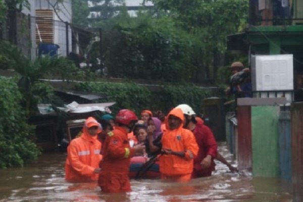 Beberapa Pintu Air Siaga I, Banjir Terjadi di 26 Titik di Jabodetabek