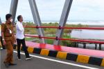 Jokowi Kunjungi Pembangunan Infrastruktur Jalan di Nias