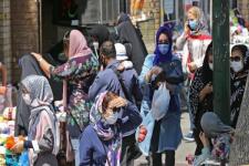 Iran: Perempuan Tanpa Penutup Kepala Dilarang Naik Metro