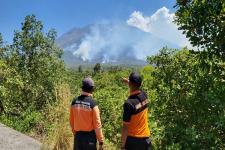 Kebakaran Terjadi di Lereng Gunung Agung, di Wilayah Karangasem, Bali